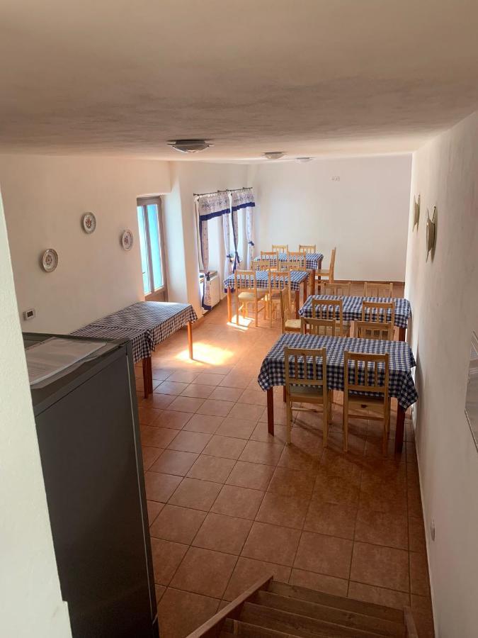 Penzion L'Isola Kunžak Kültér fotó